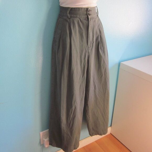 Madewell Pleated Paper Bag Pants khaki Green Size 4